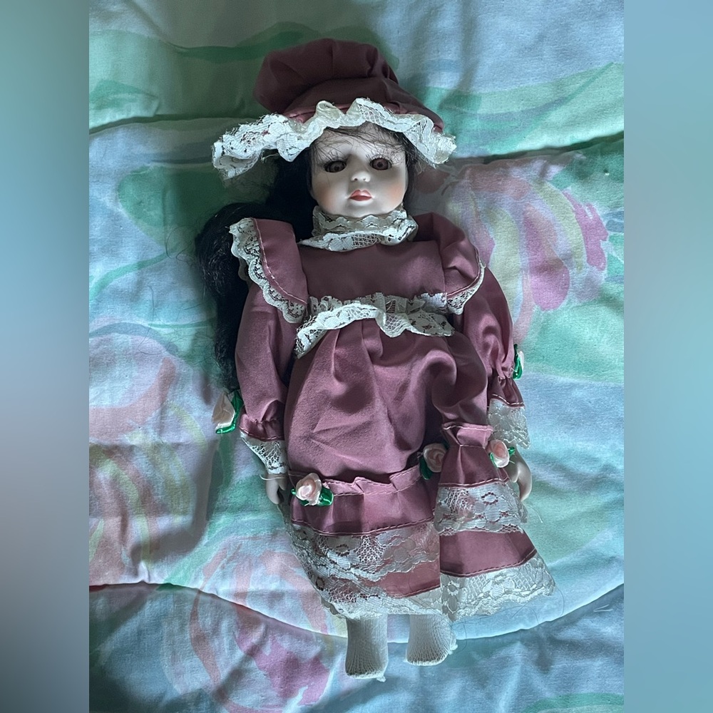 Porcelain Doll - Wyndham Lane Porcelain Ashley Collectible Doll